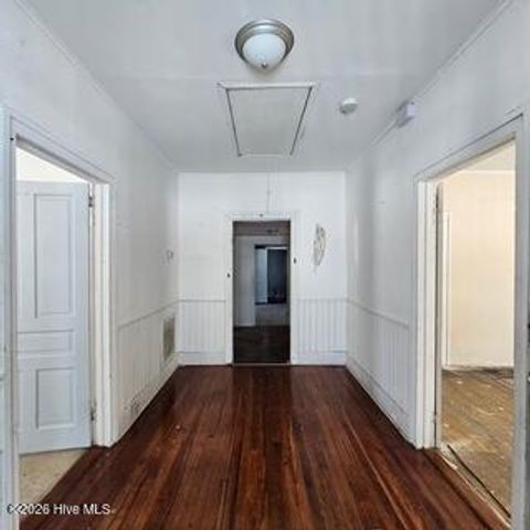 301 S Pender Street, Elm City, NC 27822