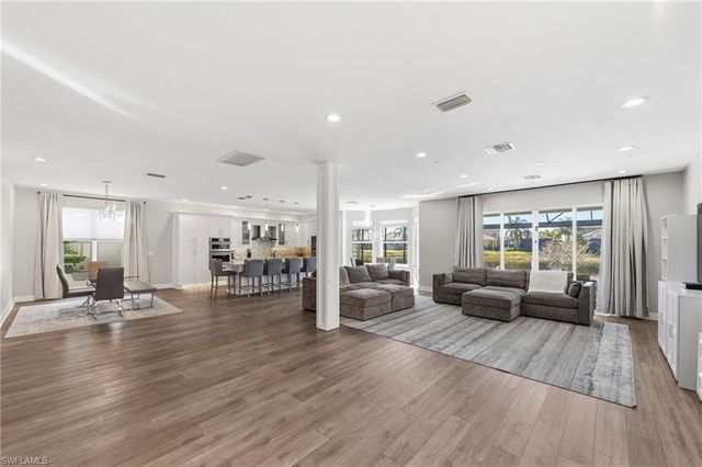 10392 Spruce Pine CT, Fort Myers, FL 33913