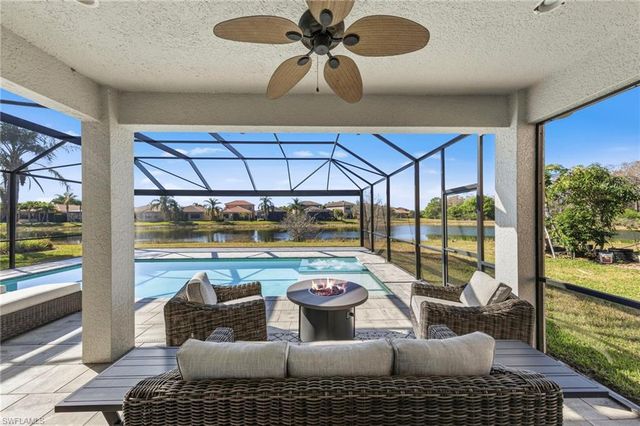 10392 Spruce Pine CT, Fort Myers, FL 33913