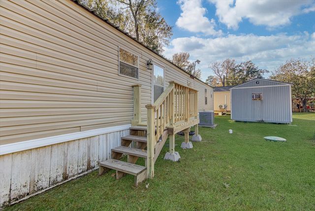 188 County Road 429, Dayton, TX 77535