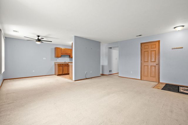 8214 Lincoln Circle C, Merrillville, IN 46410