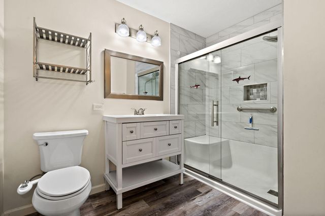 8214 Lincoln Circle C, Merrillville, IN 46410