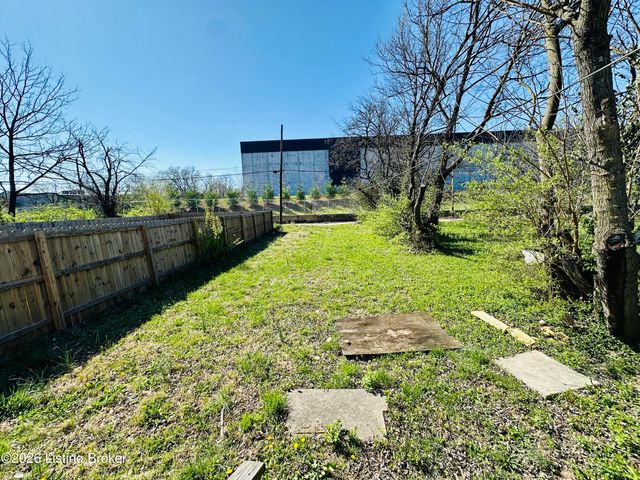 1528 Wilson Ave, Louisville, KY 40210