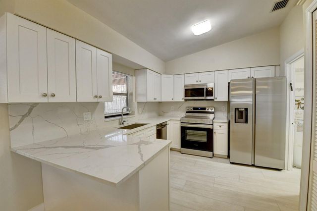 7011 San Sebastian Circle, Boca Raton, FL 33433