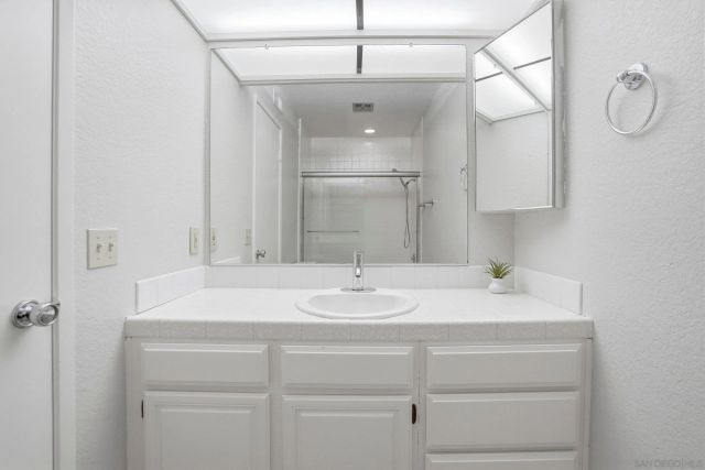 4862 Seda Dr, San Diego, CA 92124