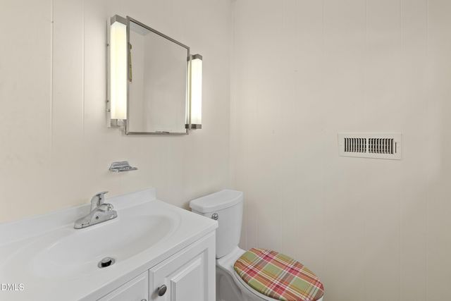 1429 Falls Church Road, Raleigh, NC 27609