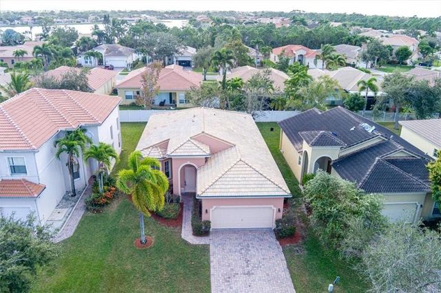 6217 Spring Lake Terrace, Fort Pierce, FL 34951