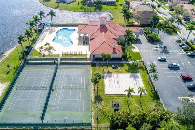 6217 Spring Lake Terrace, Fort Pierce, FL 34951