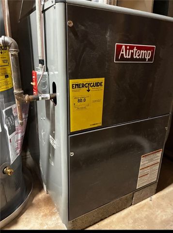 7 Michigan Avenue, Warwick, RI 02888