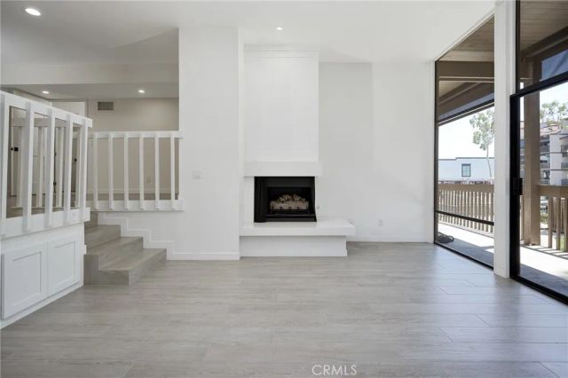 5116 Marina Pacifica North, Long Beach, CA 90803