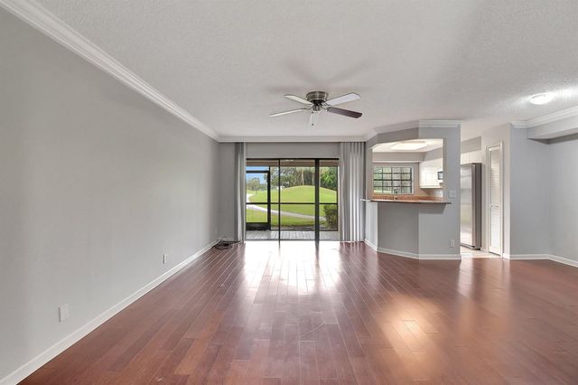 17396 Boca Club Boulevard 104, Boca Raton, FL 33487