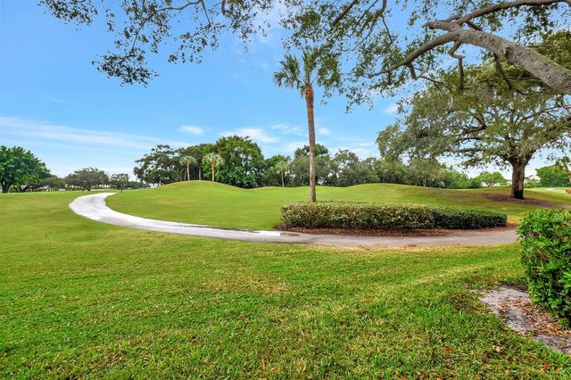 17396 Boca Club Boulevard 104, Boca Raton, FL 33487
