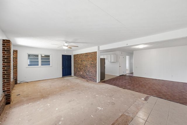 30 Halls Lane, Stanton, KY 40380