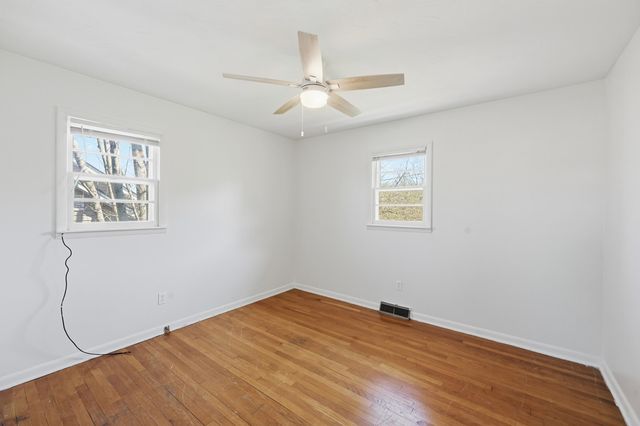 30 Halls Lane, Stanton, KY 40380
