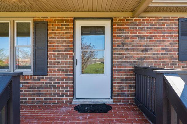 30 Halls Lane, Stanton, KY 40380