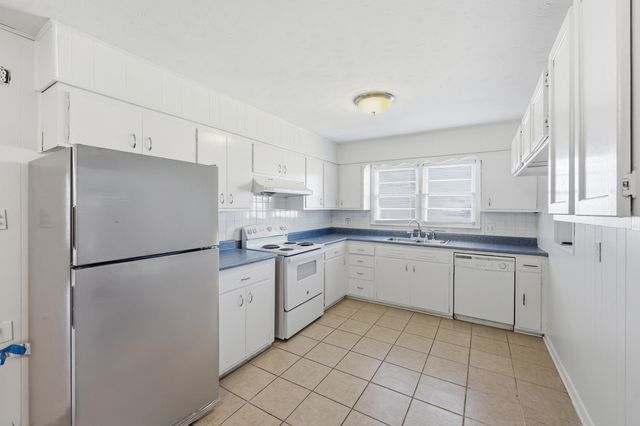 30 Halls Lane, Stanton, KY 40380