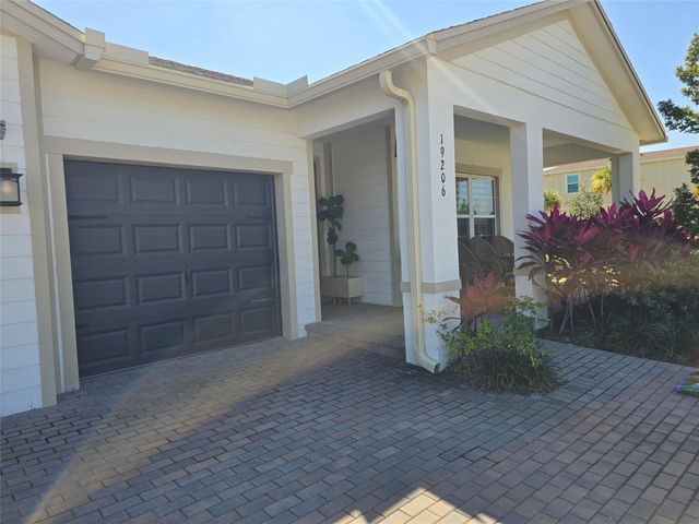 19206 Rolling Acres Road, Loxahatchee, FL 33470