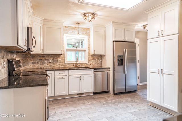 204 Haldane Drive, Southern Pines, NC 28387