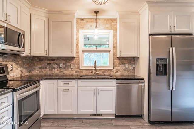 204 Haldane Drive, Southern Pines, NC 28387