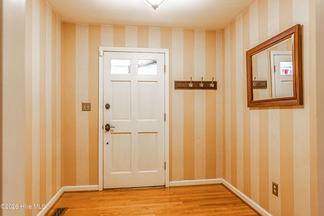 204 Haldane Drive, Southern Pines, NC 28387