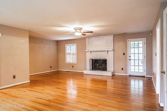 204 Haldane Drive, Southern Pines, NC 28387