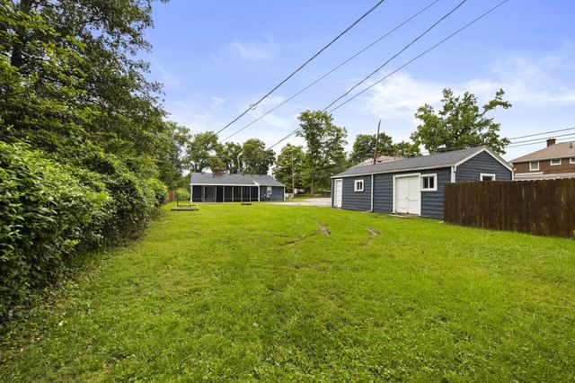 715 E Cooke Road, Columbus, OH 43214