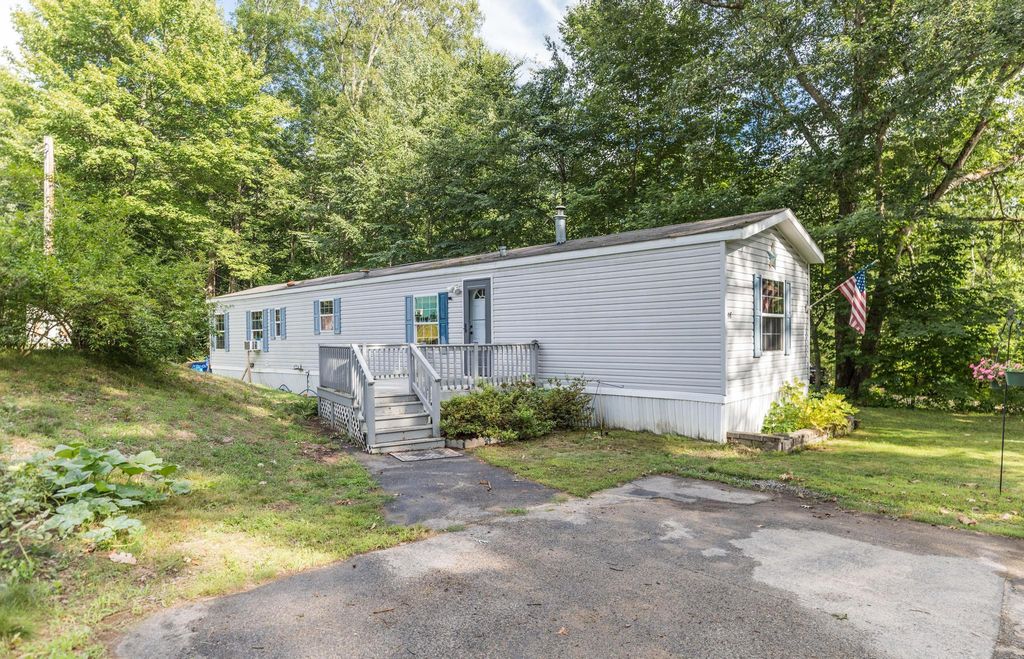 38 Joshua Street, Rochester, NH 03867