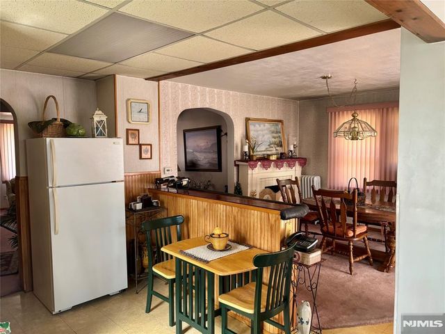 528 Terrace Avenue, Hasbrouck Heights, NJ 07604