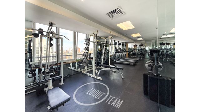 250 W 90TH Street 10BC, New York City, NY 10024