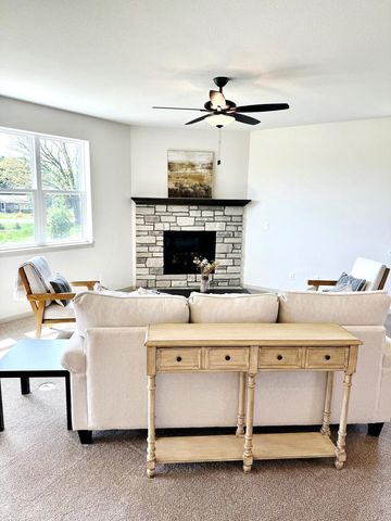 S54W25487 Pebble Brook COURT, Waukesha, WI 53189