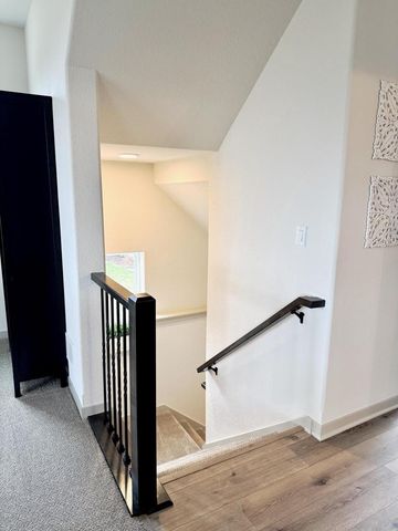 S54W25487 Pebble Brook COURT, Waukesha, WI 53189