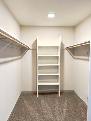 S54W25487 Pebble Brook COURT, Waukesha, WI 53189