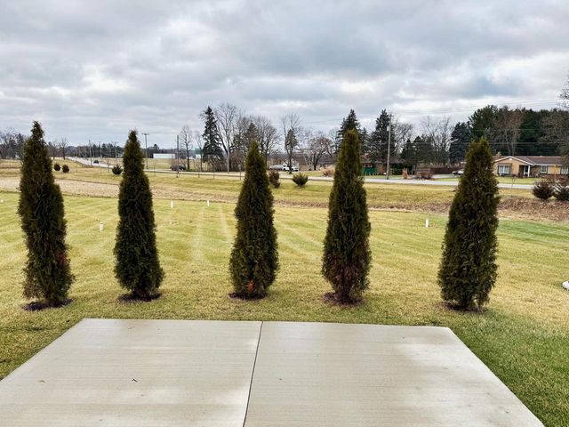 S54W25487 Pebble Brook COURT, Waukesha, WI 53189