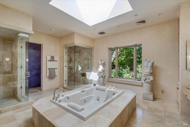 5975 Silverado Trl, Napa, CA 94558