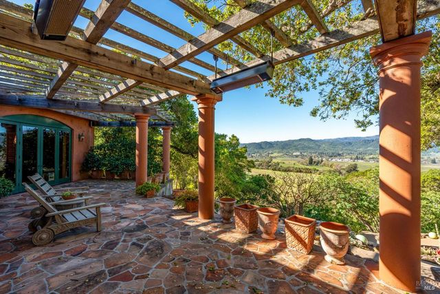 5975 Silverado Trl, Napa, CA 94558