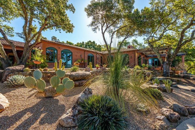 5975 Silverado Trl, Napa, CA 94558