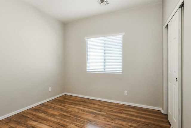 26 N 126th Avenue, Avondale, AZ 85323