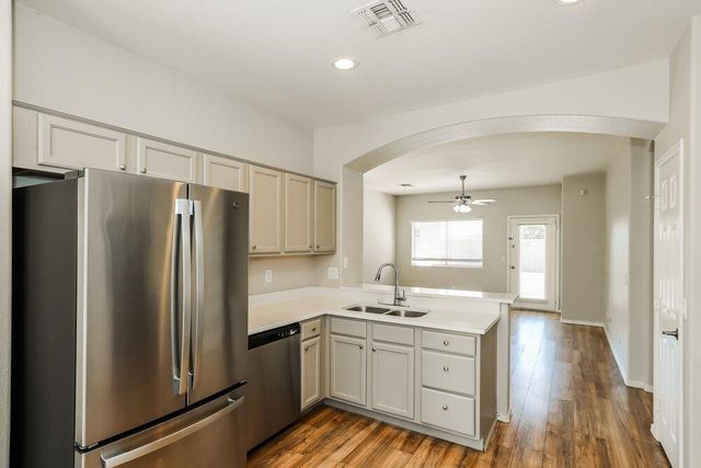26 N 126th Avenue, Avondale, AZ 85323
