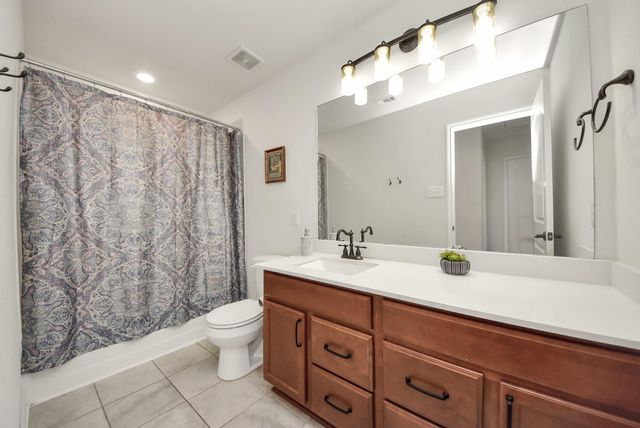 3705 Banbury Lane, Pearland, TX 77584