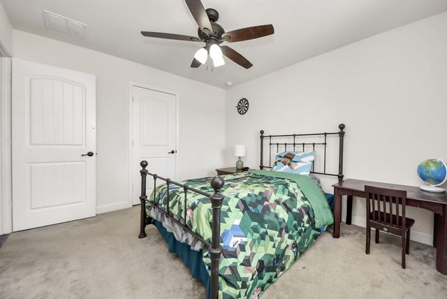 3705 Banbury Lane, Pearland, TX 77584