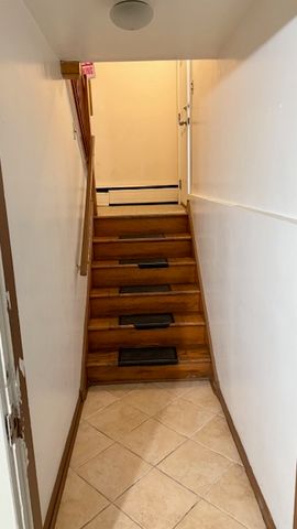 1207 N 20th Avenue, Melrose Park, IL 60160