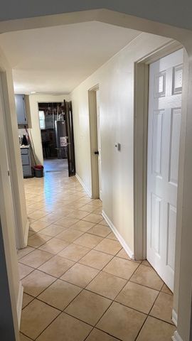 1207 N 20th Avenue, Melrose Park, IL 60160