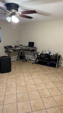 1207 N 20th Avenue, Melrose Park, IL 60160