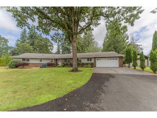 5608 Ne SALMON CREEK St, Vancouver, WA 98686