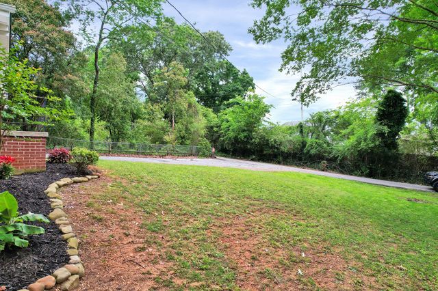 6568 Barnie Fay Lane, Chattanooga, TN 37421