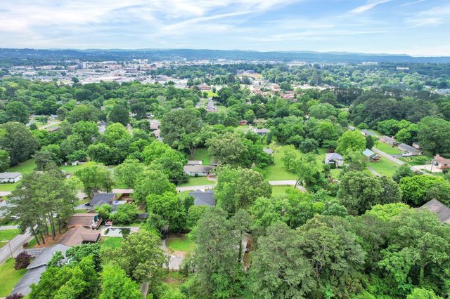 6568 Barnie Fay Lane, Chattanooga, TN 37421