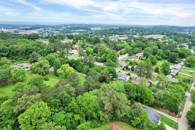 6568 Barnie Fay Lane, Chattanooga, TN 37421
