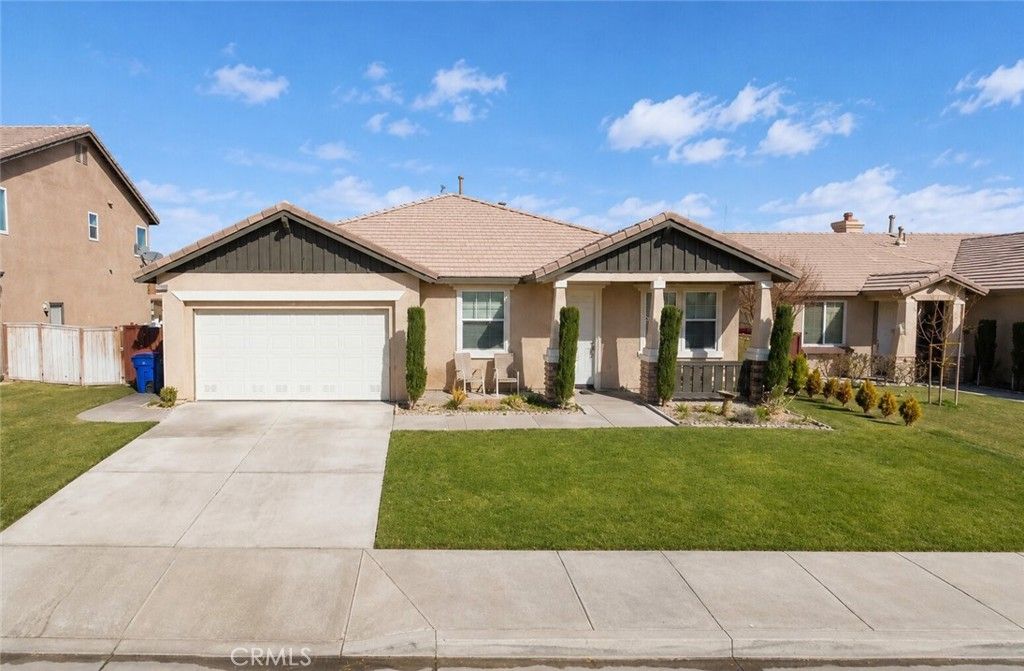 Image 1 of property listing at 16440 Field, Victorville, CA 92395
