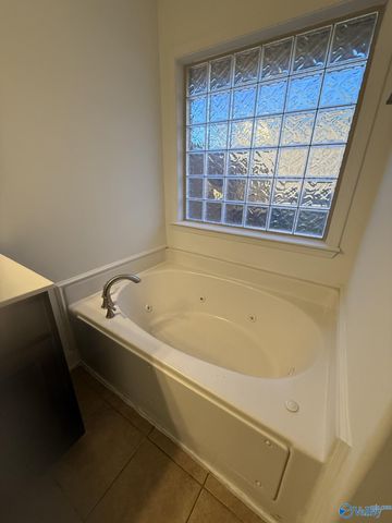 442 Wade Road SE, Huntsville, AL 35763