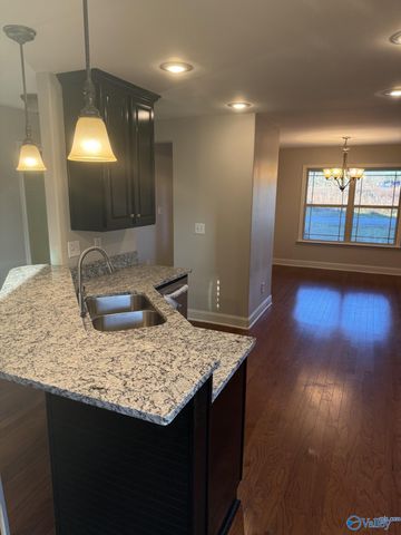 442 Wade Road SE, Huntsville, AL 35763